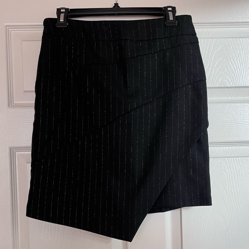 Pinstripe asymmetrical skirt